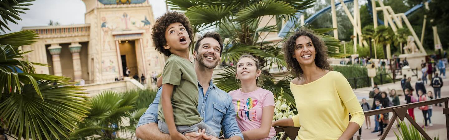 Parc Astérix : Une Destination Idéale pour les Voyages de Groupe